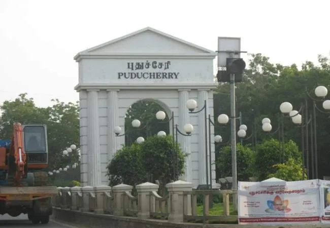 puducherry schools reopening for today students 